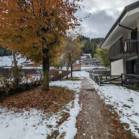 Fronte Pista Apartman