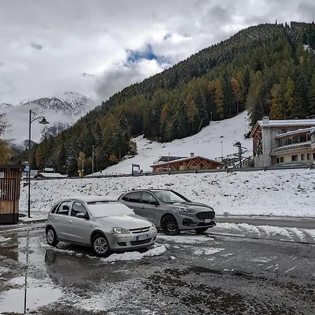 Apartman Fronte Pista *