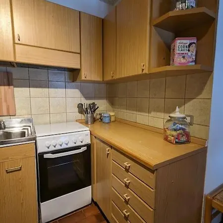 Fronte Pista Apartman